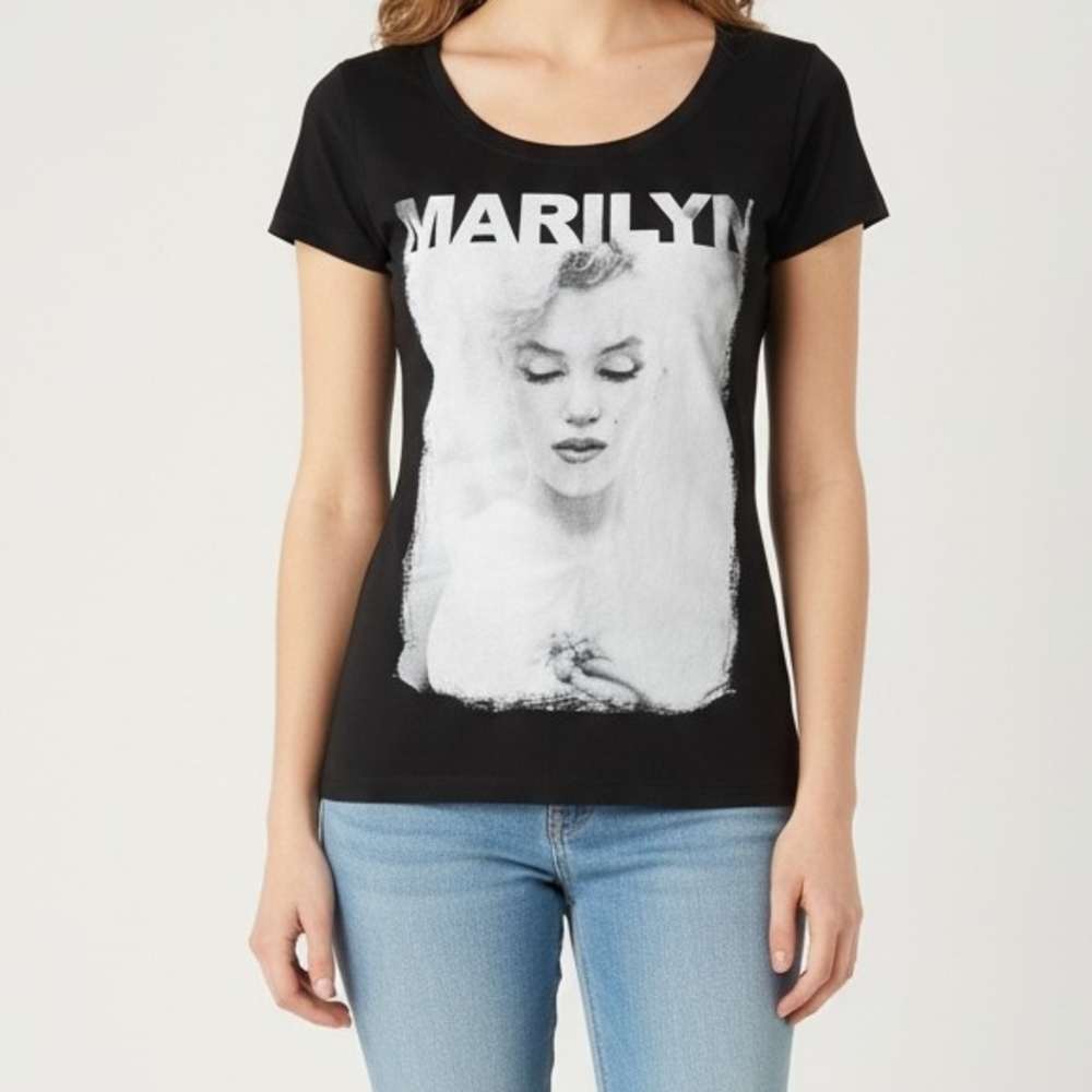 Classic Marilyn Monroe Black Graphic T-Shirt - Women's Medium